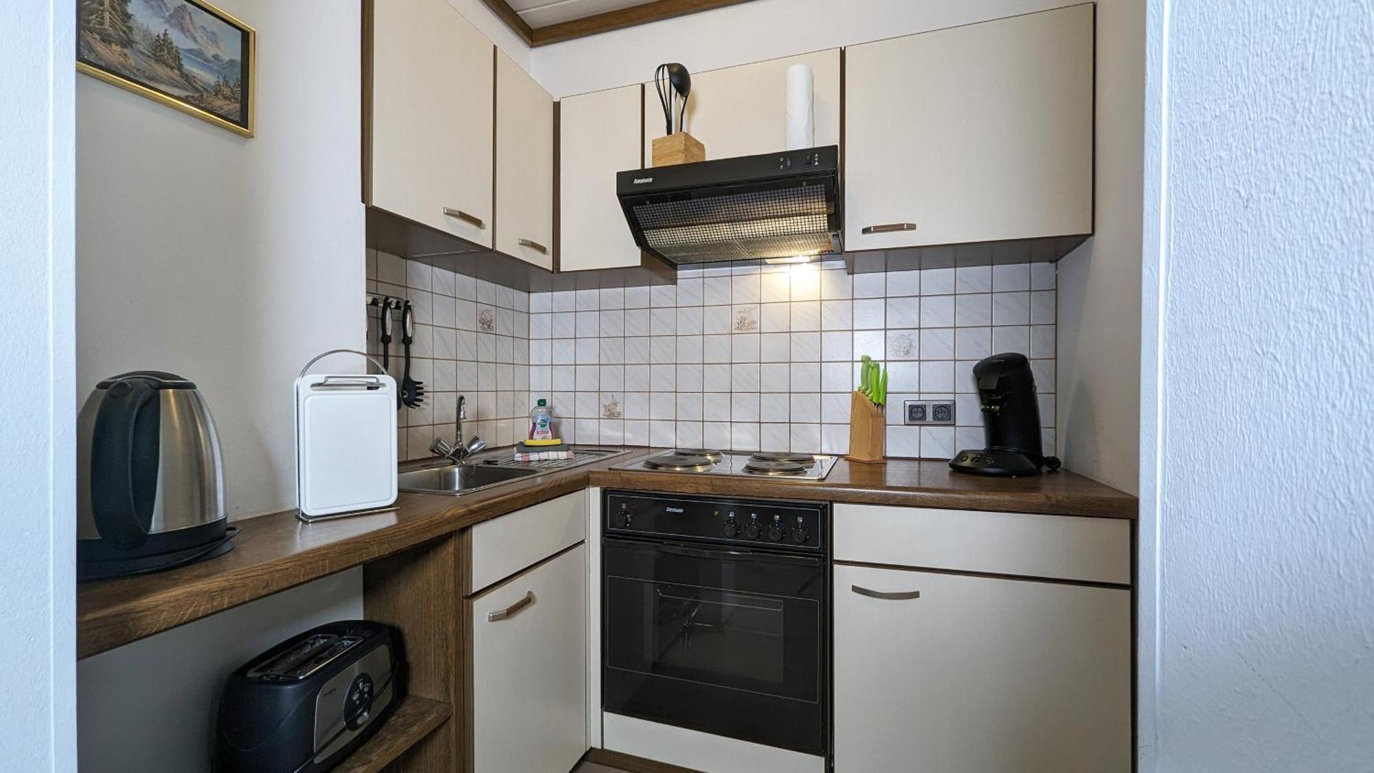 Ferienwohnung Edeltraud, Fusslaeufig Zum See Und 20 Minuten Vom Skigebiet Entfernt Döbriach Exterior foto